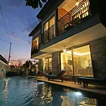 Caglar Apartament